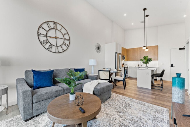 Photo - 282 Bremen St Unidad SI ID1543036P