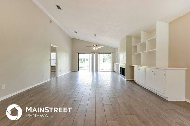 Photo - 969 Belleflower Dr