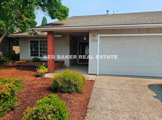 Building Photo - 2Bd/2Ba Single Story Home - Available to View!