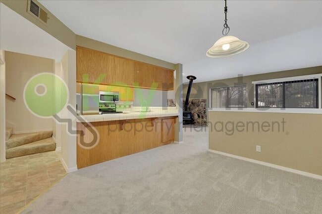 Photo - 7733 Lauppe Ln