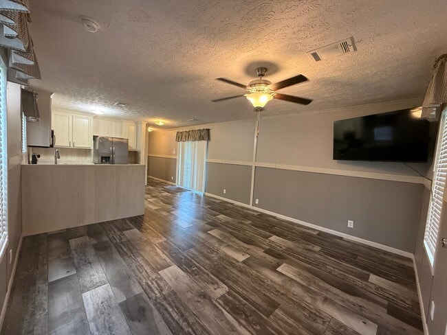 Photo - 18140 Our Pl Ln