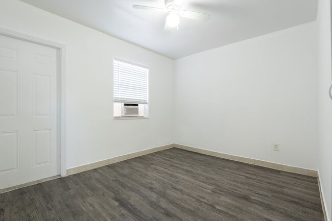 Photo - Miami Station