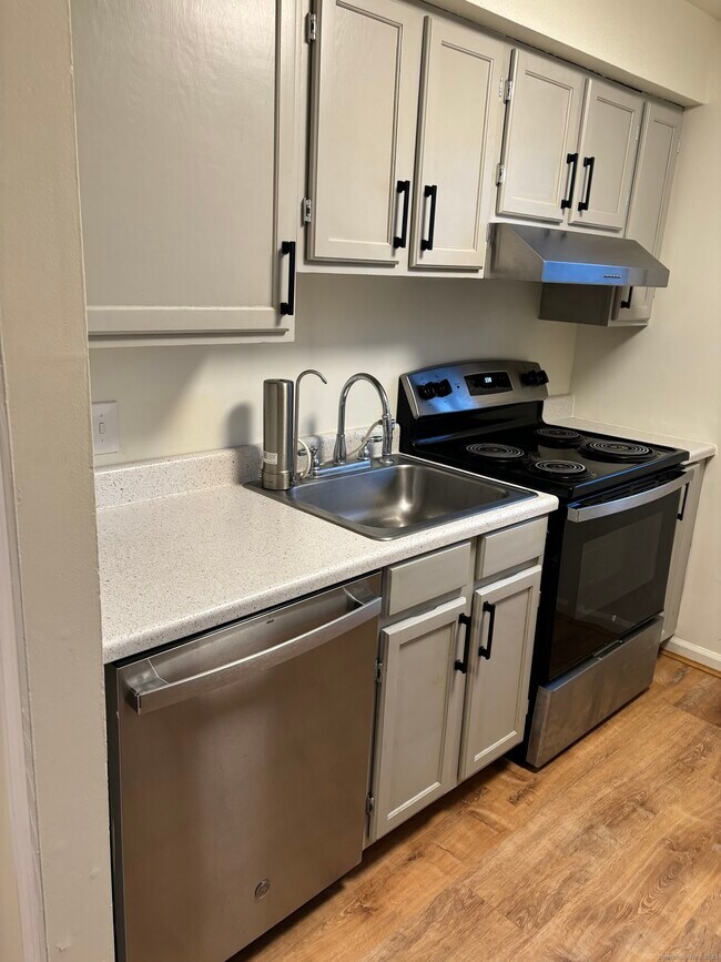 Photo - 11 King Arthur Dr Unit 2F