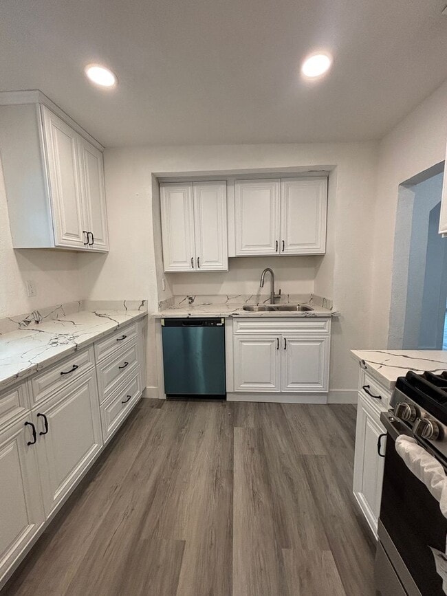 Photo - 54-1617 Unit B