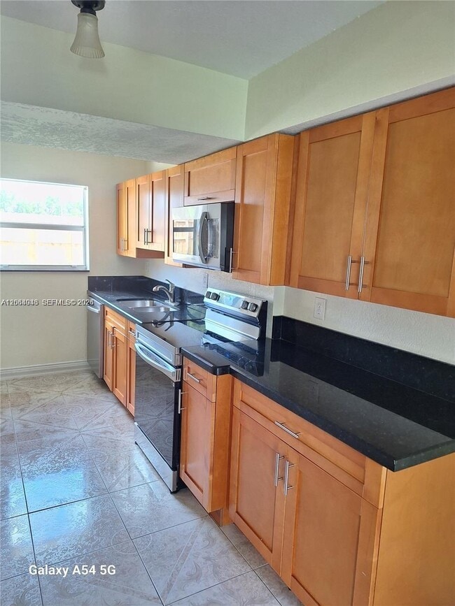 Photo - 711 SW 64th Pkwy