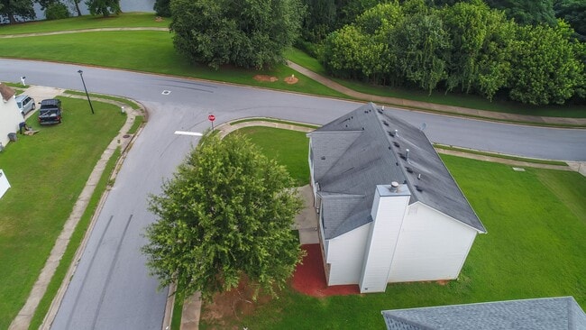 Photo - Impressive 4 bed, 2.5 bath Home.