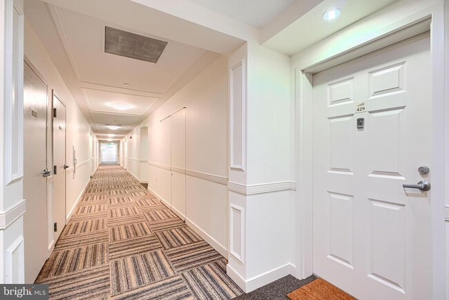 Building Photo - 23 Pierside Dr Unit 429 Rental