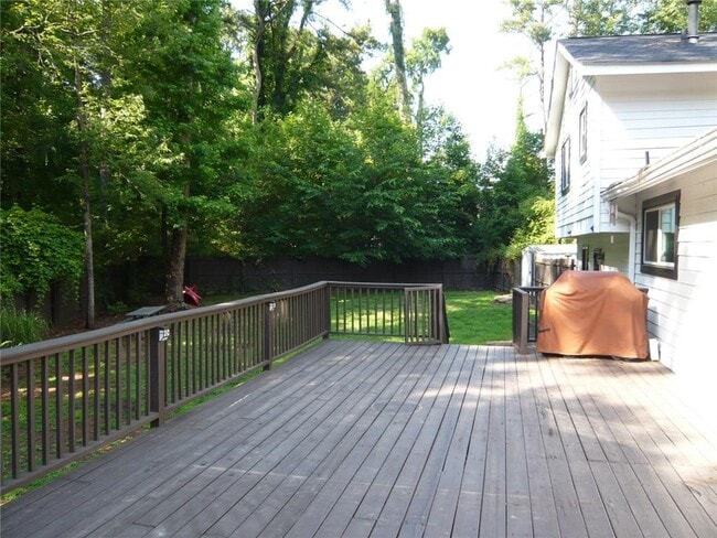 Photo - 101 Wills Ln