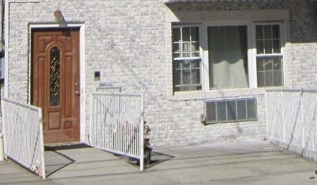 Photo - 9422 84th St