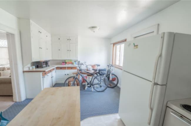 Eat-in-kitchen - 1007 2nd Ave Unit 2