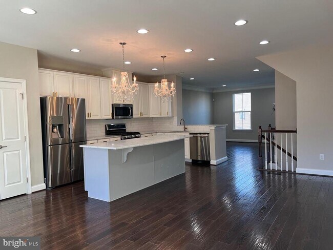 Photo - 246 Iannelli Rd
