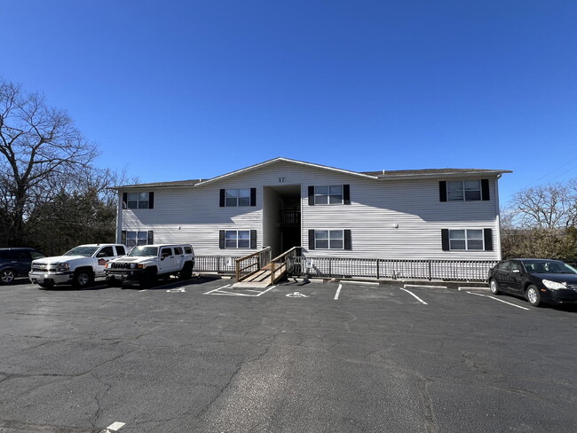 Newly Remodeled 2BR unit - Newly Remodeled 2BR unit Apartment Unit Bldg 17  1A