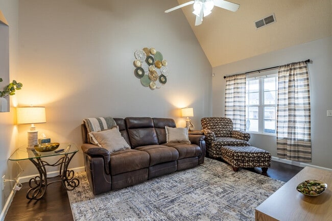 Photo - 106 Middlebrook Dr Unit ID1234841P