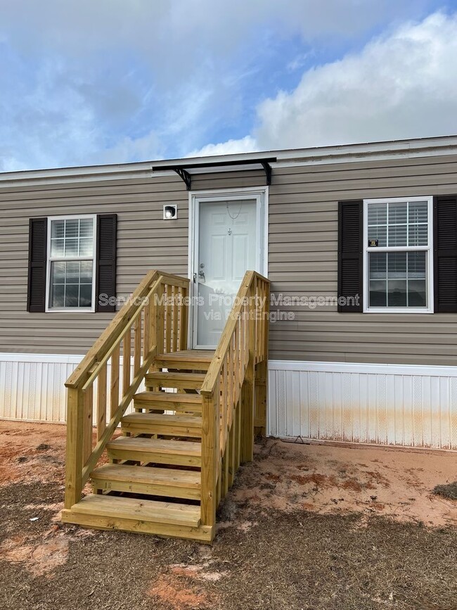 Photo - 4831 Douglas Dr