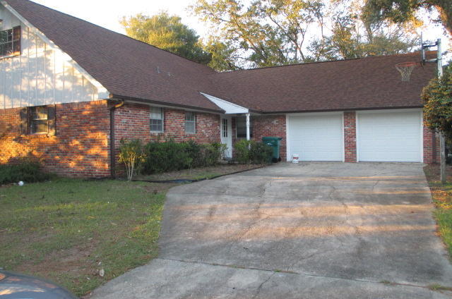 Photo - 733 Bradford Dr House
