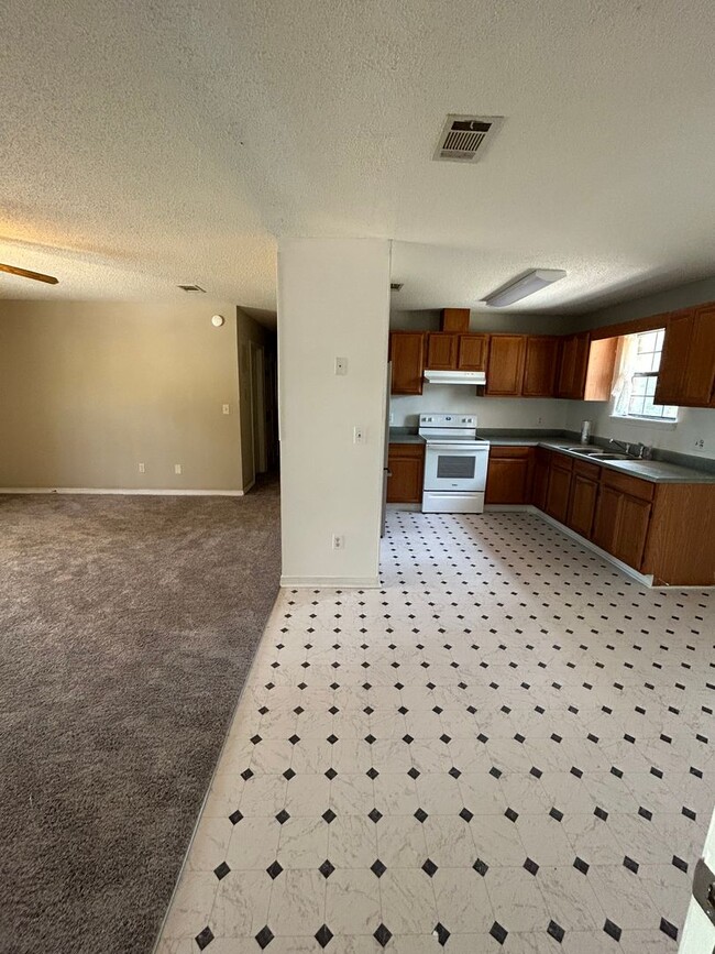159 Hawthorn Rd