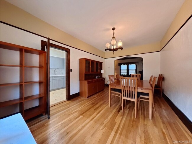 Photo - 398 Bauer Pl
