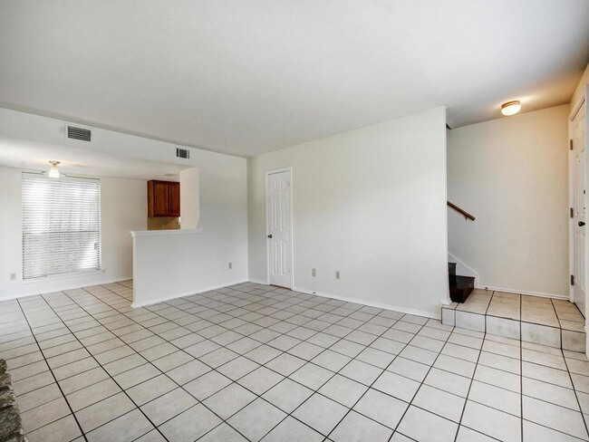 Photo - 6521 Hart Ln