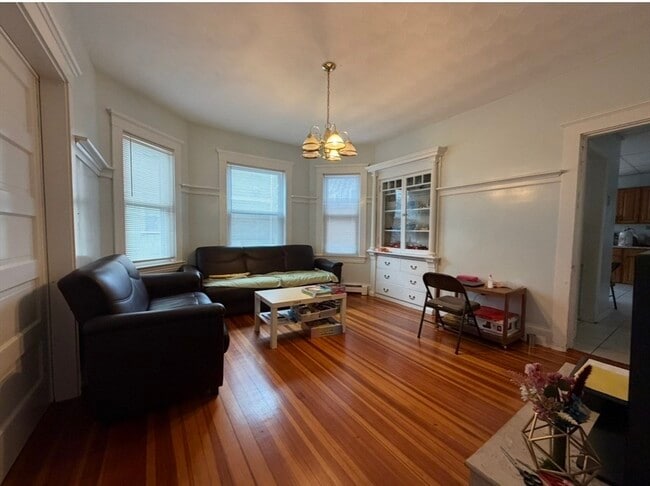 Photo - 25 Hawthorne St