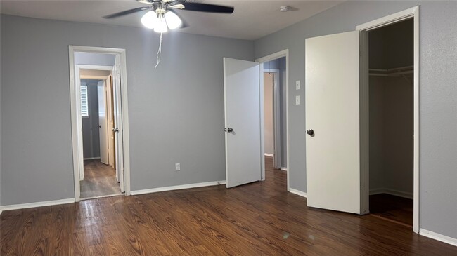 Photo - 7925 Grove Ridge Dr
