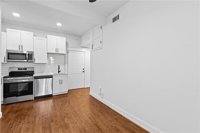 360 Ponce De Leon Ave NE Unit 8