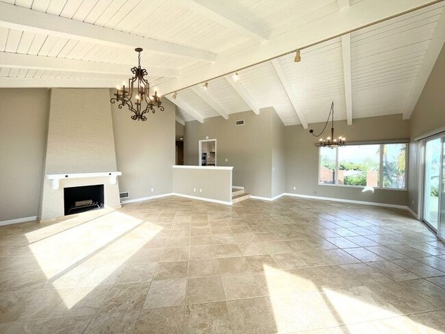 Photo - 2300 Sparta Dr