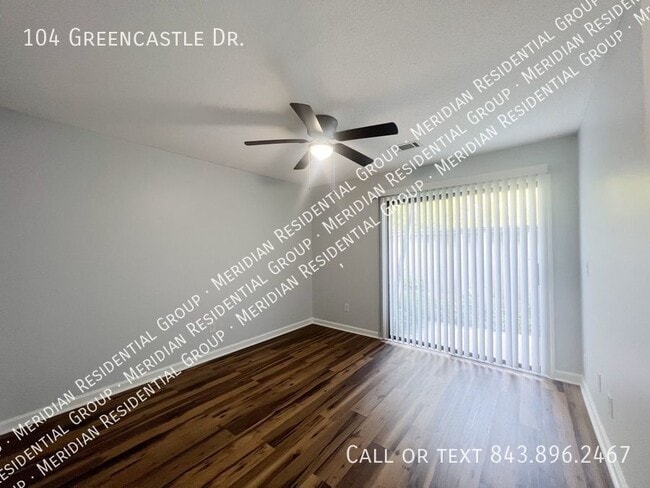 Photo - 104 Green Castle Dr