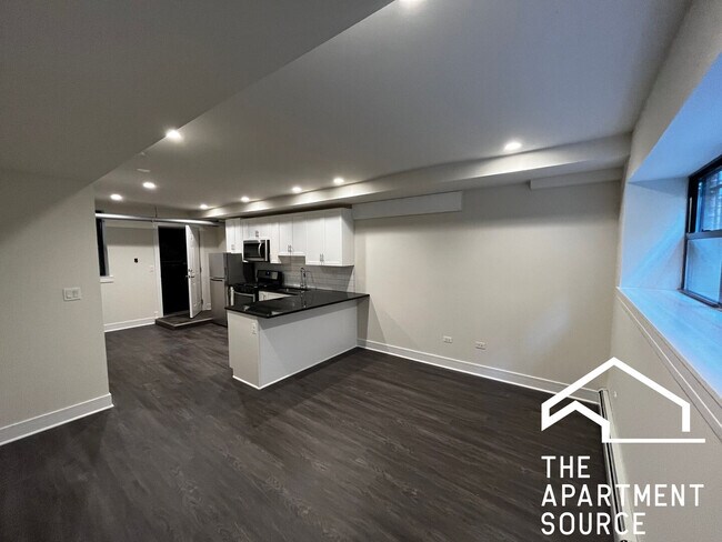 Photo - 720 W Grace St Unit 3S