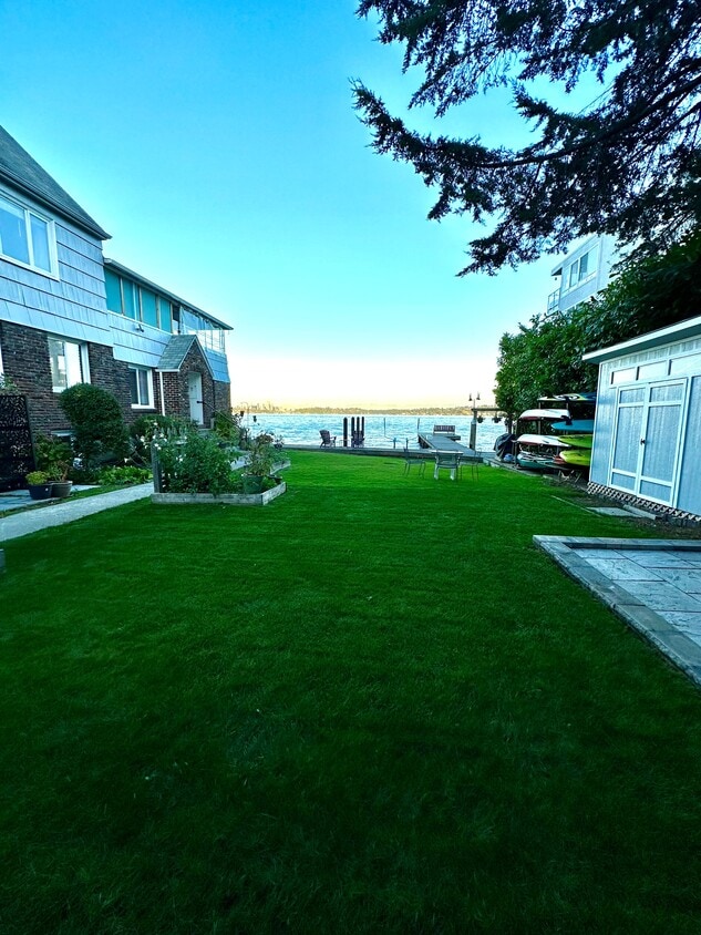 Photo - 526 Lakeside Ave S (Seattle, WA)
