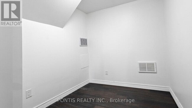 Photo - 22 Mercer Avenue