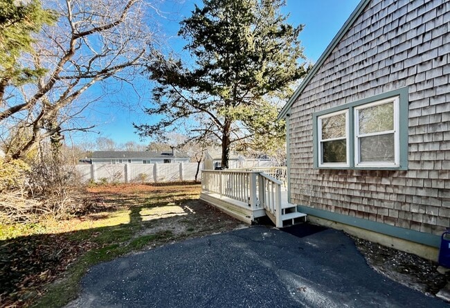 Photo - 94 Cottonwood Ln