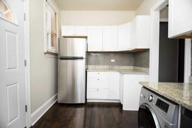 Photo - 312 Lee St Apartments Unit 3