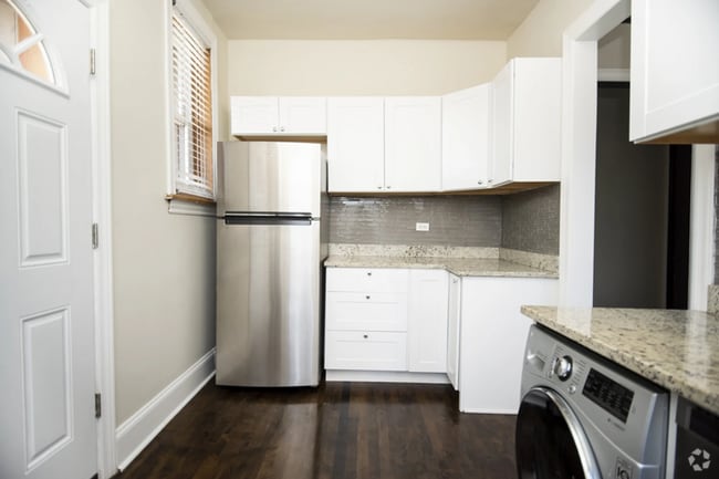 Building Photo - 312 Lee St Unit 3 Rental