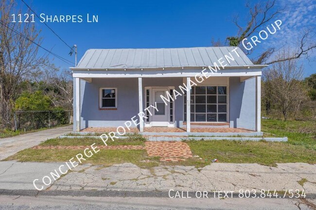 Building Photo - 1121 Sharpes Ln Rental