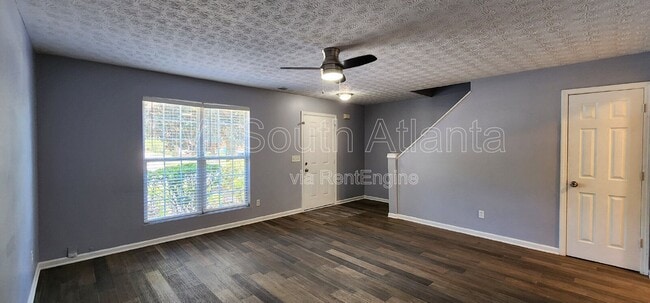 Photo - 5798 Strathmoor Manor Cir