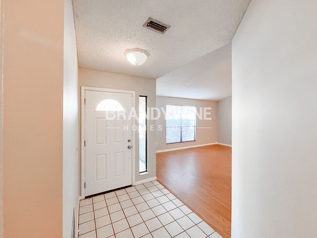 Photo - 14280 Falconhead Dr