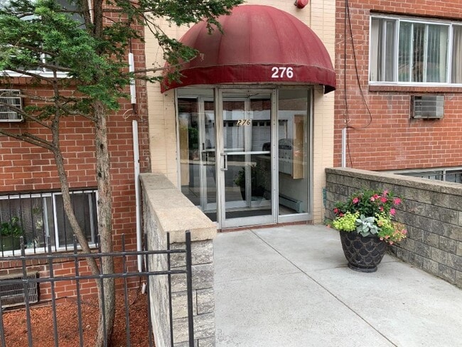 Photo - 276 Corey Rd Unidad 12A