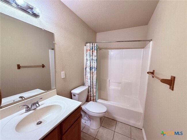 Photo - 1035 Helen Dr