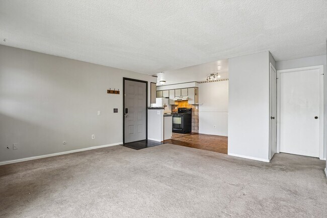 Photo - 11922 Bellaire St Unit B