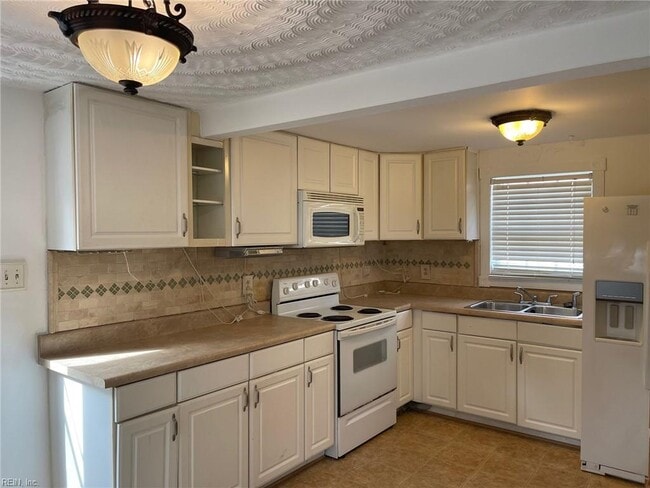 Photo - 1113 Covel St