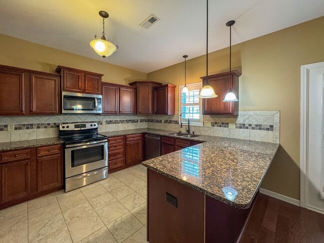 Photo - 2900 Blackwater Ct