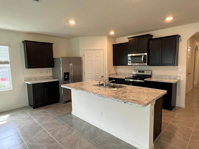 Photo - Brand New, Never Lived In