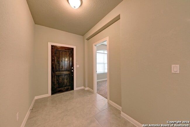 Photo - 3 Bed 2.5 Bath