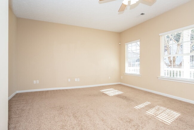 Photo - 218 Prescott Ct