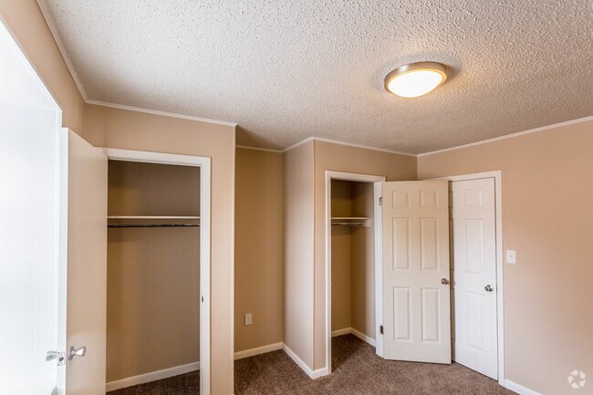 Master Bedroom - 2BR, 1BA - 736 SF - Townhouse