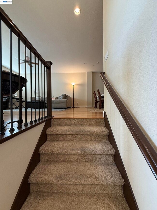 Photo - 6492 Bayview Dr