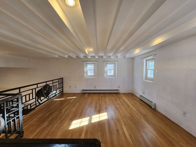 Photo - 142 E Santa Fe Ave Unidad 142 E Santa Fe Ave B