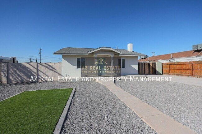 Photo - 2224 N 24th Pl