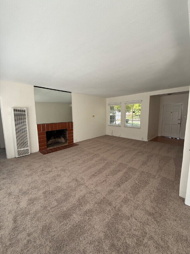 Photo - Beautiful 2-bedroom, 1-bathroom home in Castro Valley