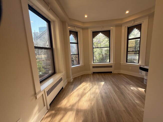 Photo - 271 Dartmouth St Unidad 2F